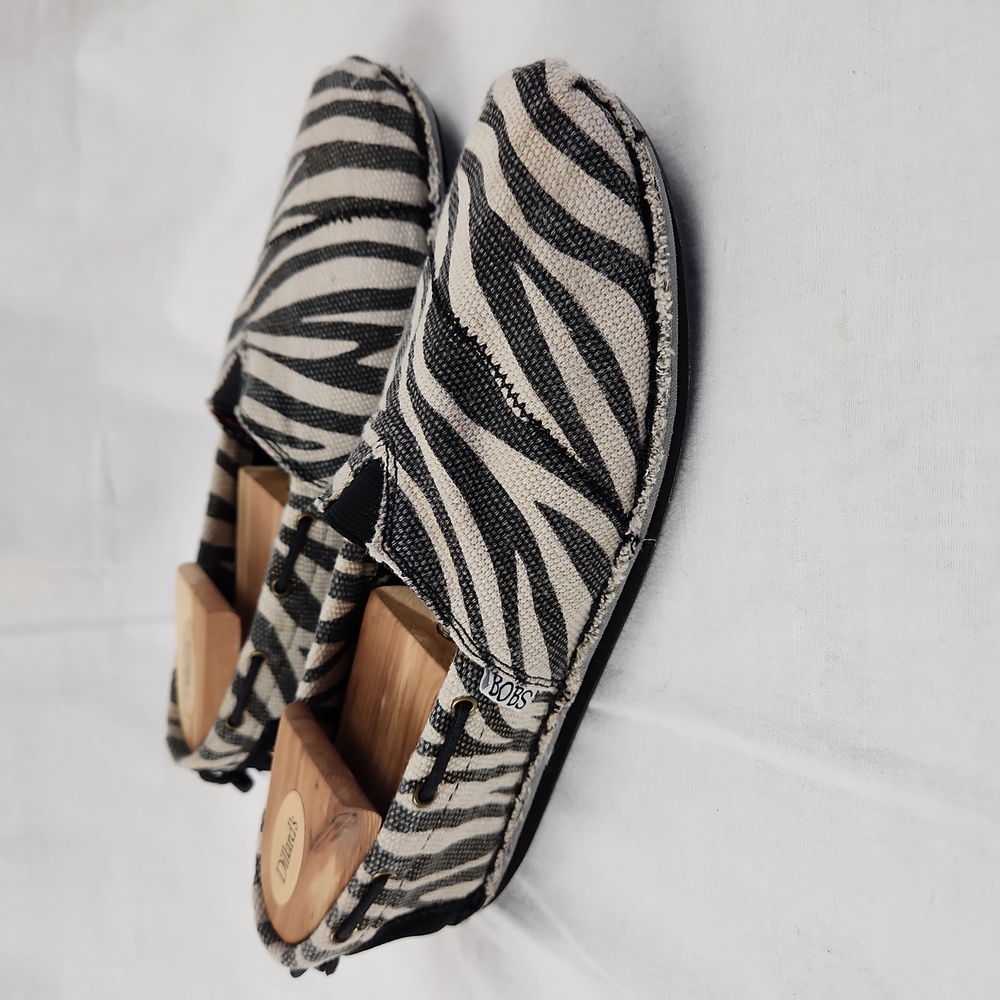 Bobs Women Skechers Loafer, Zebra Print